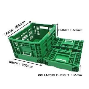 Una caja plegable verde desplegada y otra plegada.