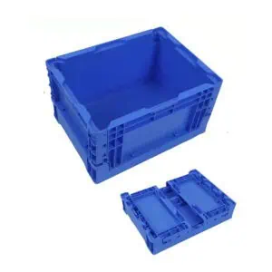 un contenedor plegable azul y un contenedor plegado