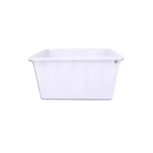 un réservoir d'eau en plastique blanc